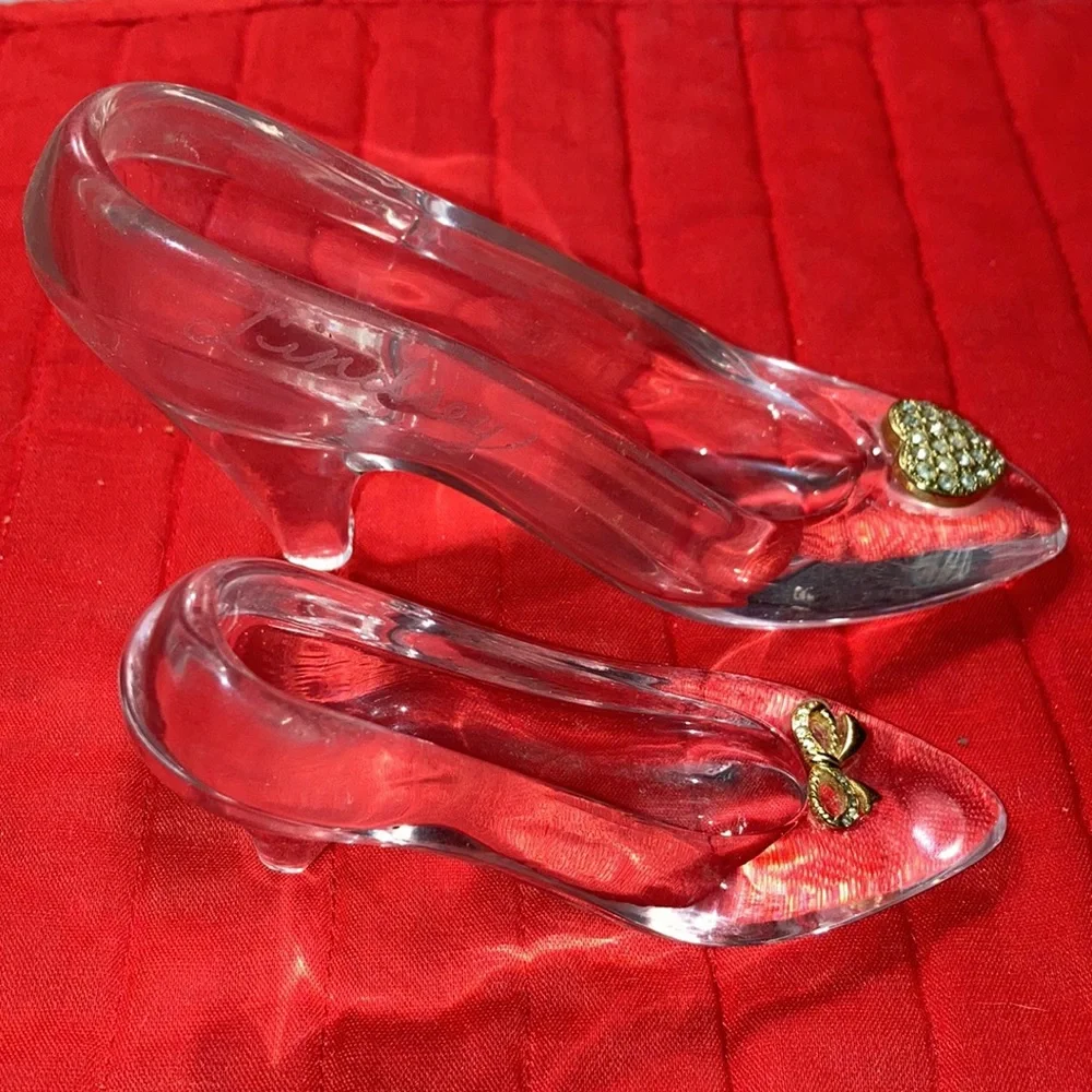 Lot 2 glass slipper shoes, hi heels, GT bow w/rhinestones & GT heart same. $18 - Picture 3 of 7